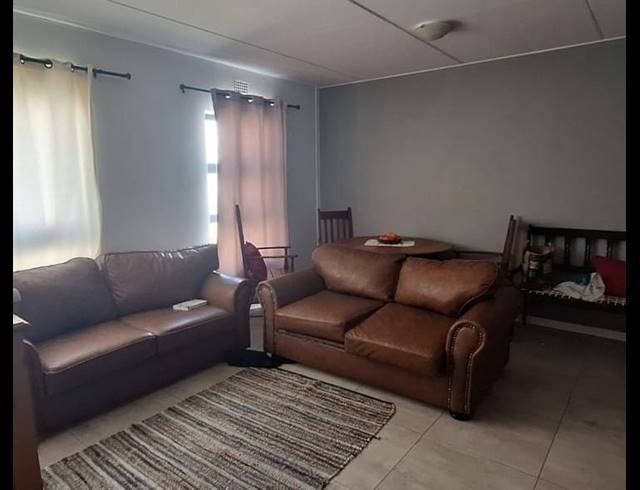2 BEDROOM PROPERTY TO RENT IN AAN DE WIJNLANDEN